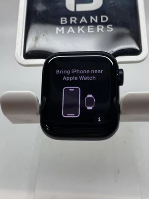 Apple Watch Series SE A2722 40 毫米 32GB 无线局域网连接 (蓝牙) - 黑色 — 第 1/4 张图片