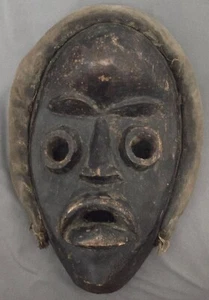 Antike geschnitzte afrikanische DAN Maske mit genähtem Stoff Kopfschmuck Elfenbeinküste Stamm - Bild 1 von 8