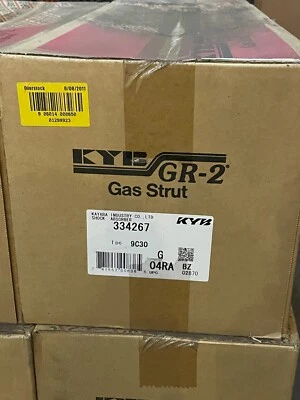 Puntal de suspensión KYB 334267 para Mitsubishi Eclipse 00-05; para DELANTERO DERECHO Foto 1 de 4