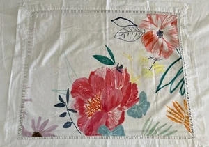 Anthropologie Bocetado Pétalos Alicia Gaylor 1 Almohada Estándar Falsa Usada en Excelente Condición - Imagen 1 de 7