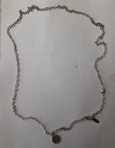 Collana catena ciondolo moneta tono argento New York & Company catena 39" e 3,7 mm - Foto 1 di 4