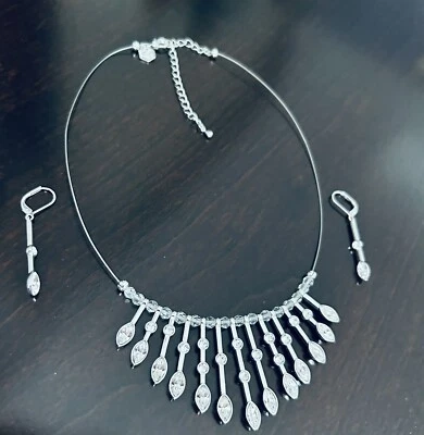 Juego de joyas Swarovski para mujer - chapado en oro blanco Foto 1 de 4