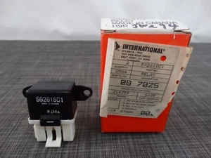 Relé International 592618C1 fabricante de equipos originales - Imagen 1 de 5