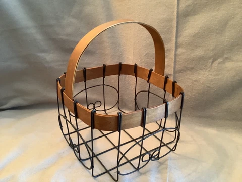 Square Wire Basket with Wood Trim - 7" Square Cover