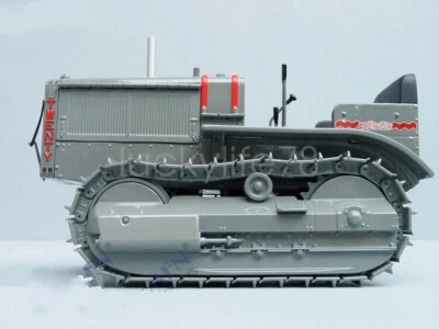 Norscot 1:16 Scale TWENTY TRACK-TYPE TRACTOR Constuction Farm Machine Diecast - Image 1 of 4