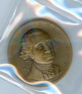 GEORGE WASHINGTON MACO PRESIDENTS SERIES BY RALPH MENCICI HIGH RELIEF MEDAAL - Picture 1 of 2