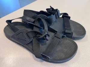 CHACO Women's Black Strappy Lite Sandals Size 7 - Picture 1 of 4