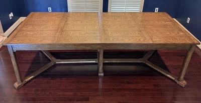 Mesa de comedor expandible de madera de roble Jonathan Charles Hawford William Yeoward 530041 Foto 1 de 4