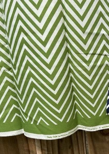 1 Yd GREEN Fabric Ombre Chevron Border Print V Style & Co/Moda QUILTING/SEWING - Picture 1 of 4