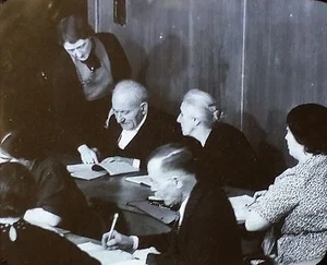 Foreign-born Adults Learning English (ESL Class), Magic Lantern Glass Slide - Picture 1 of 7