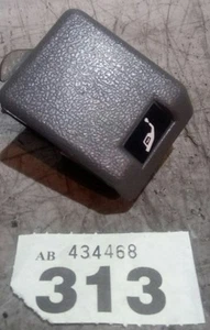 Mitsubishi Pajero Shogun 2.8 TD 4M40 91-99 Fuel Flap Release #313 - Picture 1 of 1