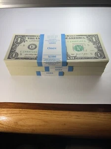 one BEP strap 2021 A run E Richmond district UNC one dollar bills leading 1999 - Picture 1 of 3