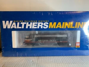 WALTHERS/Mainline #910-19917 S.P. EMD F-7A&B Diesels w/DCC & Sound H.O. 1:87 - Picture 1 of 3