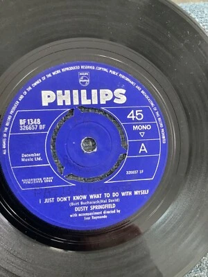 Dusty Springfield.  I just don’t know what to do with myself.  7” Philips 1964 - Image 1 of 4