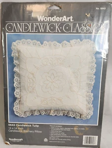 vintage WonderArt Candlewick Classics TULIP Stitchery Pillow 100% wool yarn 5643 - Picture 1 of 3