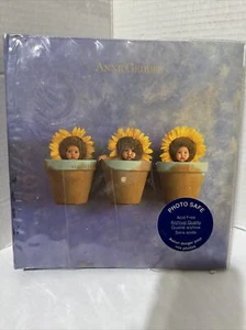 Anne Geddes Photo Album -Baby Flower w/ Lilypads-Holds 152 pictures UNUSED 1999 - Picture 1 of 7