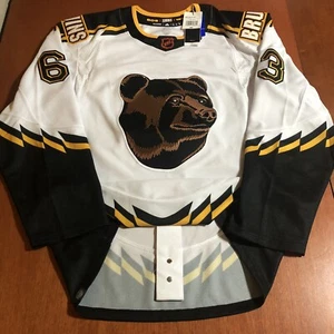 Adidas Brad Marchand Boston Bruins Pooh Bear Reverse Retro NHL Trikot weiß 46 - Bild 1 von 7