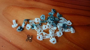 29 Märklin 8921  Trennstücke Oberleitung  Spur Z Mini-Club 1:220 - Bild 1 von 1