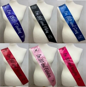 Faja de cumpleaños 30 se puede personalizar - 6 diseños y varios colores de cinta NUEVA - Imagen 1 de 7