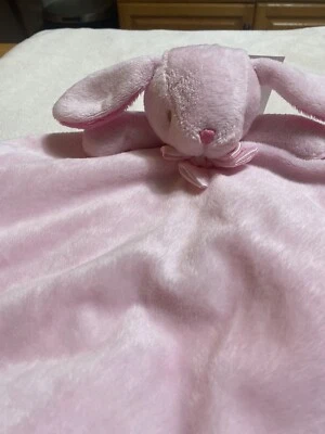 Mantas Y Más Allá MANTA CONEJITO Seguridad Lovey Rosa Bordado Chole NUEVO Foto 1 de 4