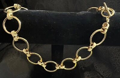 Colar de esmalte branco e dourado BR muito bom estado - Imagem 1 de 4