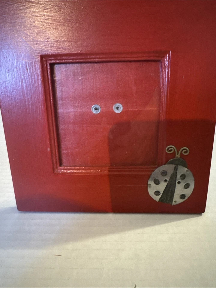 Рамка для картин божья коровка 3 дюйма x 3 дюйма красное дерево божьи коровки - Изображение 1 из 4