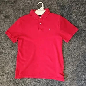 tommy hilfiger Size M Red Collared Polo Small Chest Logo - Imagen 1 de 5