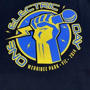 Camiseta Gildan Tag Negra 2014 One Electric Day Werribee Park Talla L Nueva con Etiquetas Rock - Imagen 1 de 6