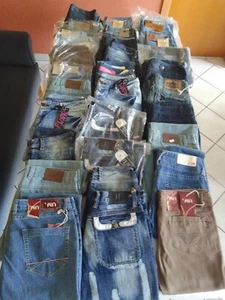 30 Stück Marken Jeans Jeanshosen Damen Herren versch. Größen alle neu - Bild 1 von 5