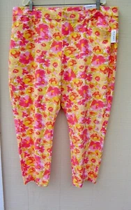 OLD NAVY PIXIE SKINNY ANKLE PANTS YELLOW RED FLORAL SZ 22 ~ NWT~ - Picture 1 of 4