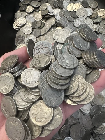 BUFFALO NICKELS BAG OF 500 NO DATE Dateless Bulk Lot Indian Head Coins 1913-1938 Cover