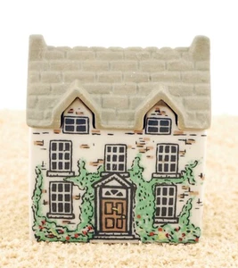 Wade Whimsey-on-Why Dr Healers House From Set 1 ~ 1981 - Picture 1 of 4