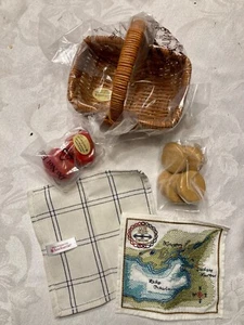 American Girl Carolines Reisekorb Neu in OVP - Bild 1 von 1