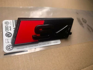 1x OEM Style Fitting Gloss Black S4 Front Mesh Grille Emblem Badge for Audi S4 - Picture 1 of 5