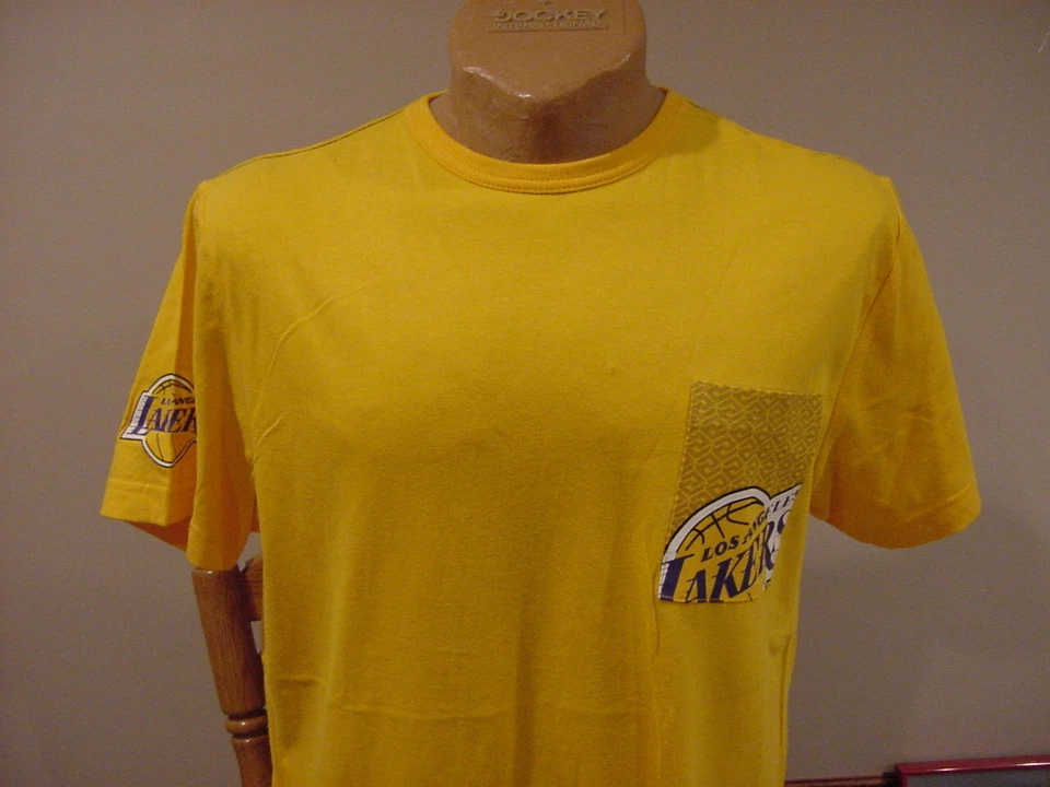 NEAT Los Angeles Lakers Men's Lg Gold Majestic Hardwood Classics T-Shirt, NEW! - Image 1 of 1