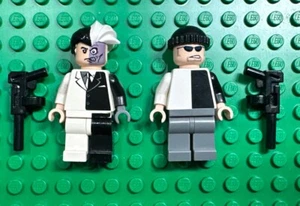 Lego Vintage Batman minifigure: Two-Face bat004 7781 Henchman - Picture 1 of 2