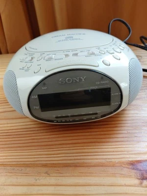 Sony Dream Machine ICF CD-831 Cd Player Clock Radio - Image 1 of 4