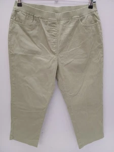 Womens Size 16 Crop Jeggings with Stretch Elastic Waist Green by Damart Leg 21". - Picture 1 of 19