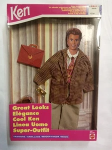 KEN Barbie 1995 Super-Outfit Great Looks #13567- Suit and Briefcase - Picture 1 of 8