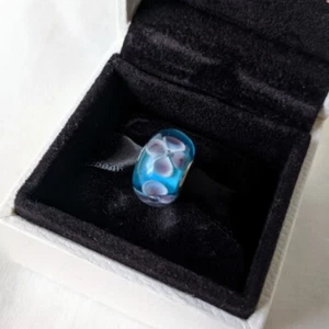 Individuality Floral Plumeria Teal/Lavender Glass Bead Charm - Picture 1 of 3