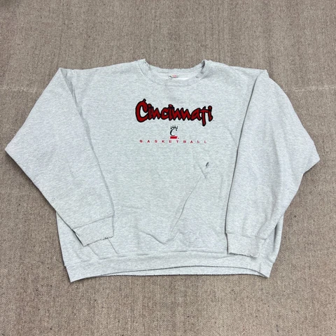 Vintage Cincinnati Basketball Sweatshirt Extra Large Gray 1990s NCAA Cover