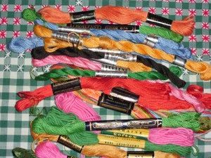 13 Vintage Perlene, 2 Royal Society, 2 Softex, 2 Kloster, 1 Peri-Lusta - Picture 1 of 4