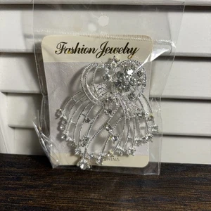 JEWELRY BROOCH WEDDING BOUQUET BRIDAL Two Hearts Silver Tone Rhinestones NEW - Picture 1 of 2
