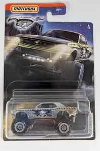 Ford Mustang 1968 Matchbox 8/12 plateado escala 1:64 GTL08 - Imagen 1 de 7