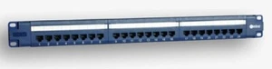5906764102699 Panel EmiterNet 19", 24xRJ45 UTP kat. 5e (1U) z półką, niebieski - Zdjęcie 1 z 1