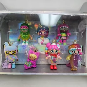 XOX Kweenie 7 pack Store Display papar case 4" Dolls Brand new, - Picture 1 of 16