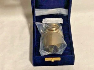 Mini Kastanie Bronze Miniatur Andenken Einäscherung Urne mit Deko Box - NEU - Bild 1 von 2