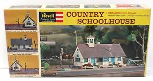 Kit casa scuola di campagna Revell T-9036 HO vintage nuovo con scatola 1961 - Foto 1 di 4