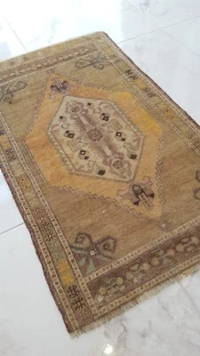 1900s Antique Prayer Carpet Rug, Medium Rare Unique Rug Free Shipping Rug !!!!!! - Image 1 of 4