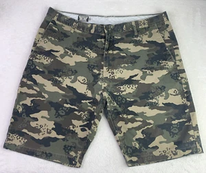 Volcom VMonty Corpo green camouflage camo flat front hiking shorts mens size 40 - Picture 1 of 18